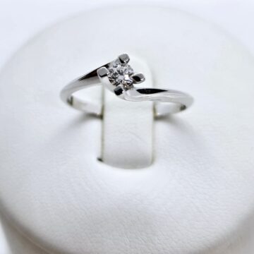 Solitario con Diamanti