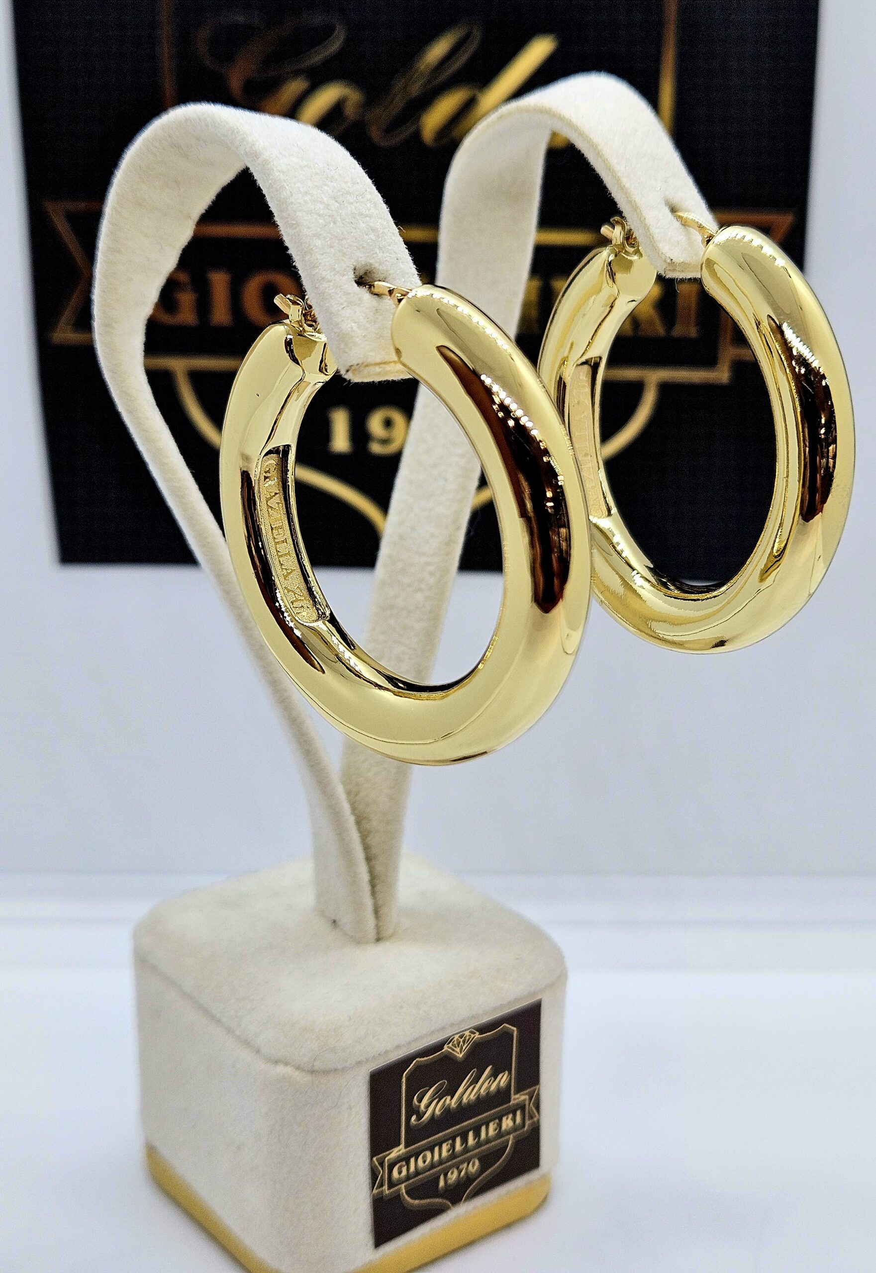 Orecchini Cerchi  in oro 18kt