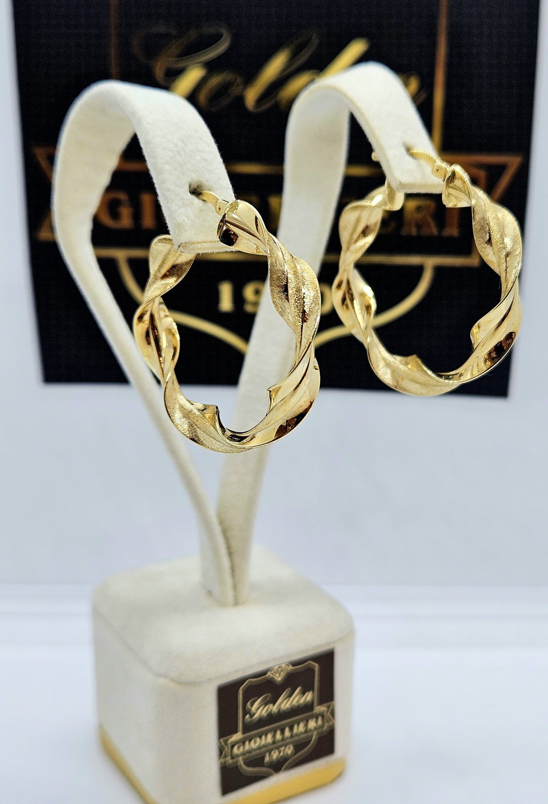 Orecchini Cerchi in oro 18kt