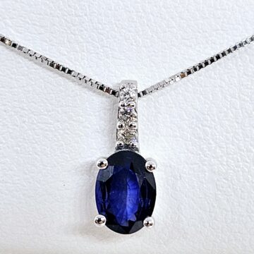 Collana con zaffiro e Diamanti
