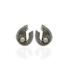 Orecchino pendente perla