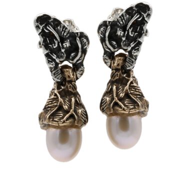 Orecchini pendenti con perla