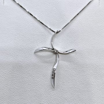 Croce in oro bianco 18kt con Diamanti