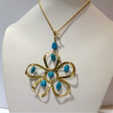 Girocollo con pendente turchese